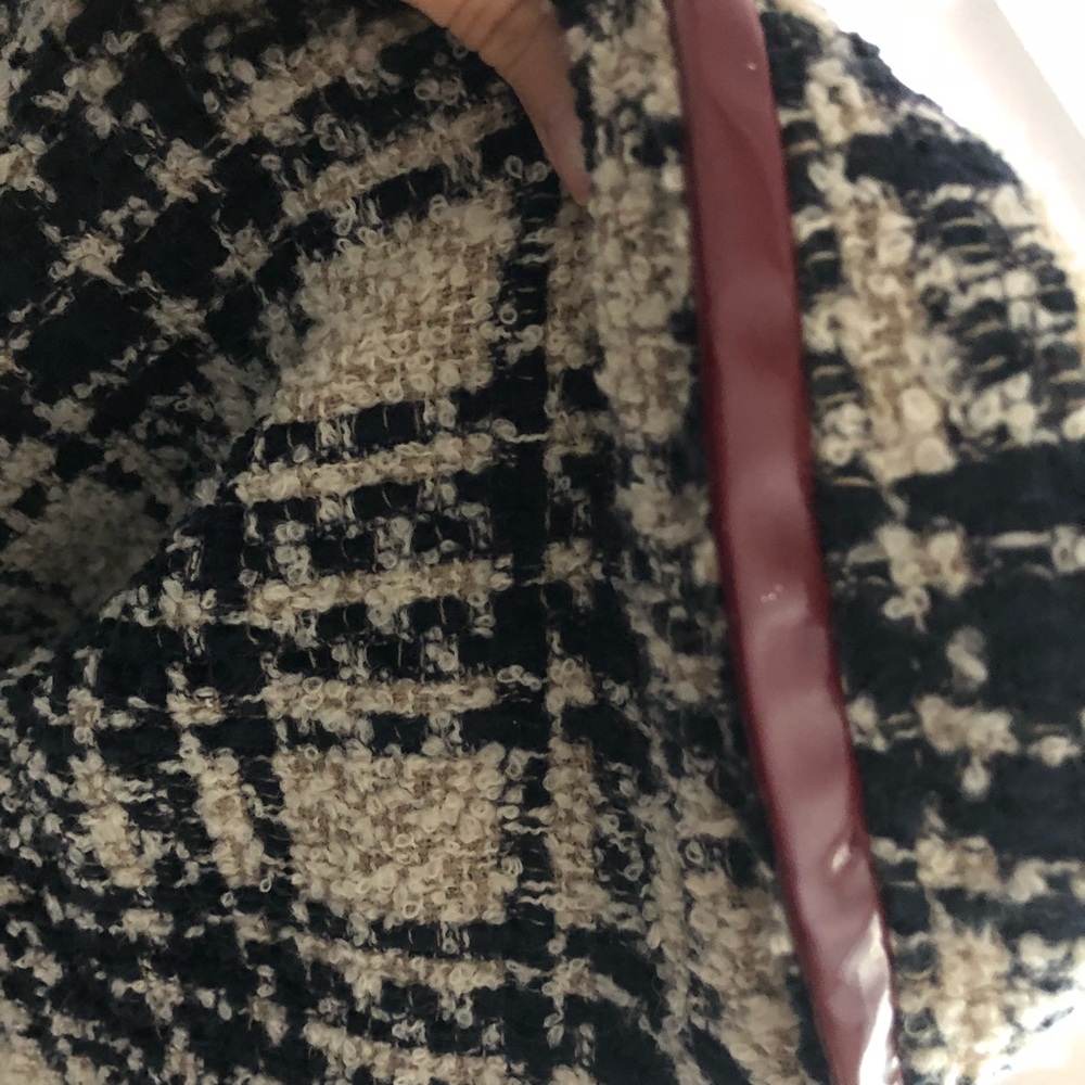 Shin Jang Kyong tweed long coat (Chanel vibes). - Picture 4 of 8